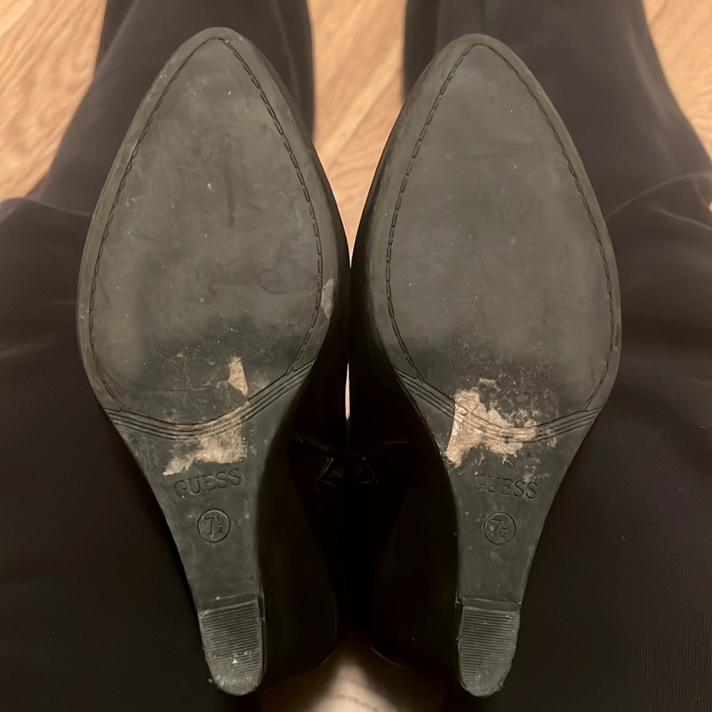 Guess booties - Picture 3 of 4